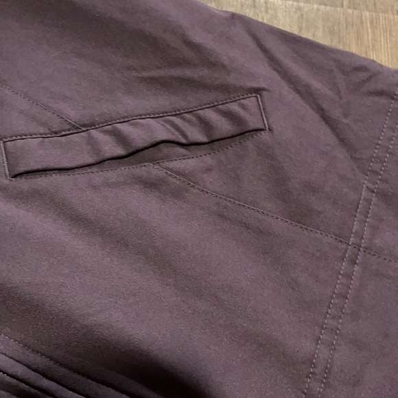 Nike women’s size medium jacket - Picture 4 of 10